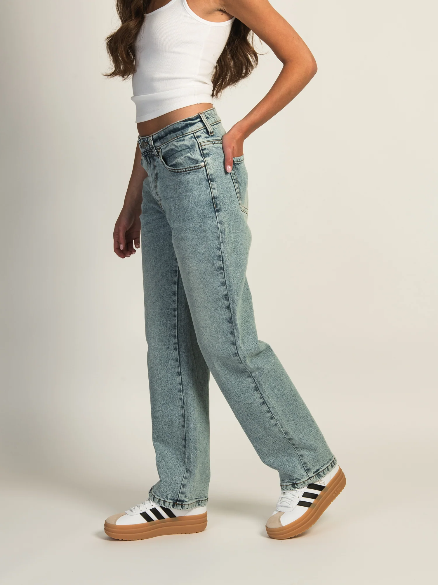 HARLOW BAGGY JEAN - LIGHT WASH - Image 4