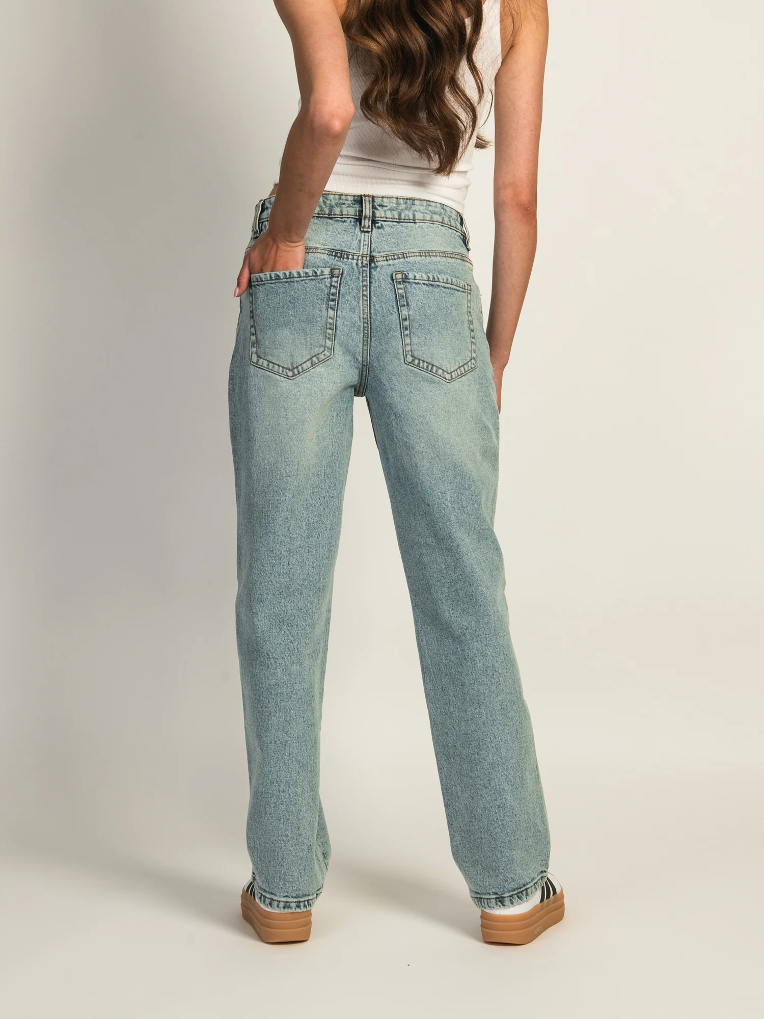 HARLOW BAGGY JEAN - LIGHT WASH - Image 5