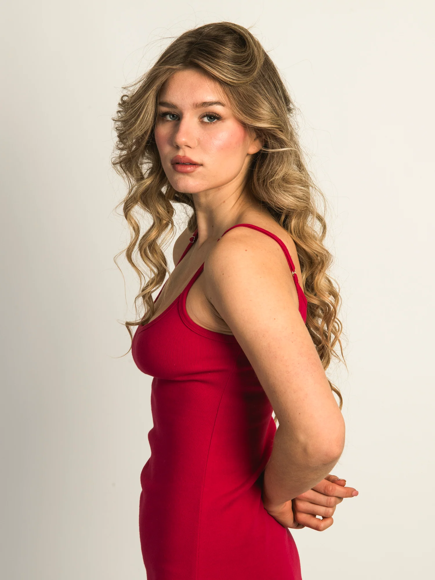 HARLOW SOFIA DRESS - PORT RED - Image 4