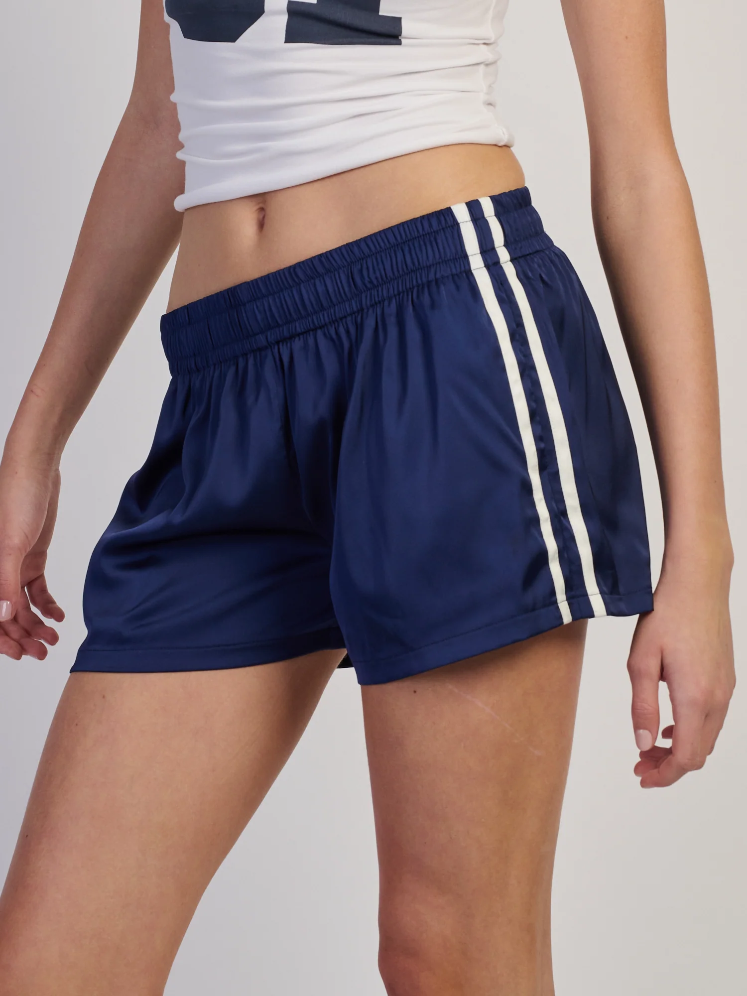 HARLOW SPICE SHORT - NAVY/WHITE - Image 3