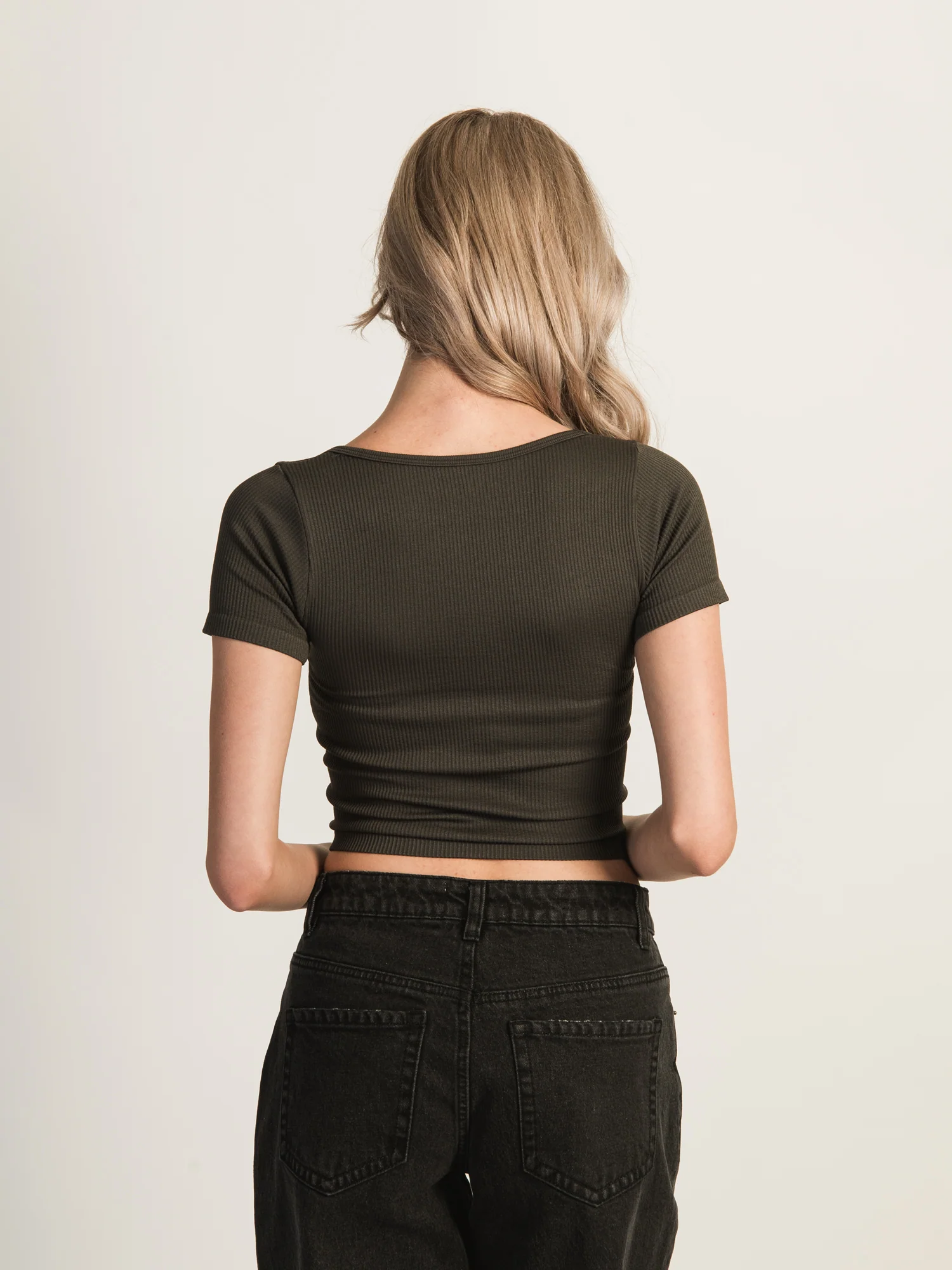 HARLOW SQUARENECK SEAMLESS TEE - CHARCOAL - CLEARANCE - Image 3