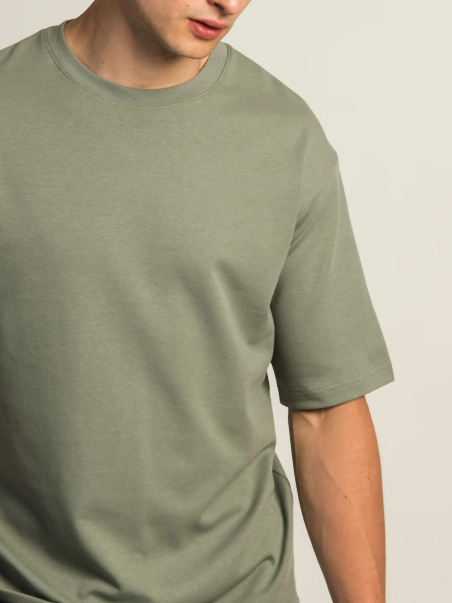KOLBY KEEP COOL BOXY FIT TEE - GREEN - Image 4