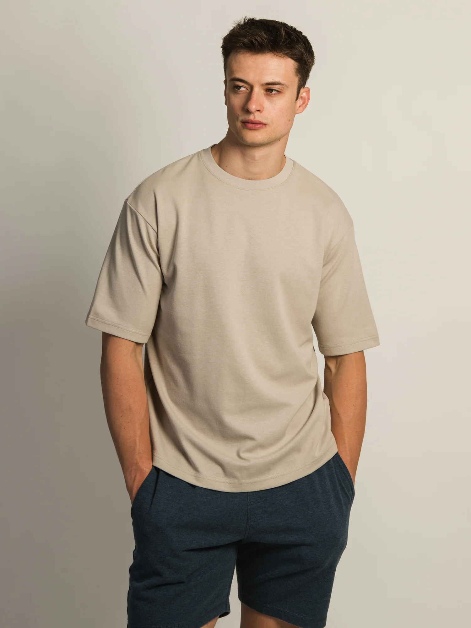 KOLBY KEEP COOL BOXY FIT TEE - PEBBLE - Image 2