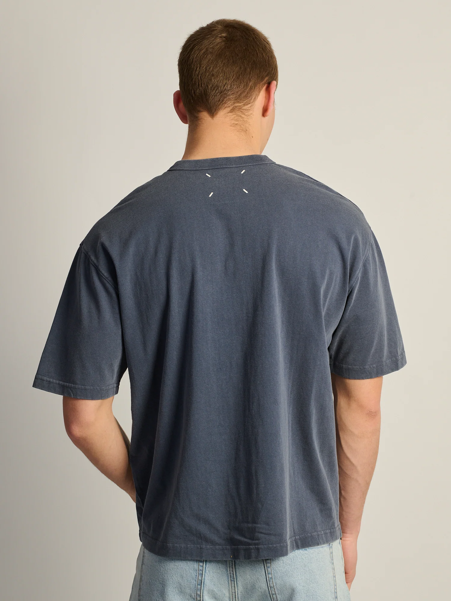KOLBY LOOSE FIT FOOTBALL TEE - CHARCOAL NAVY - Image 4