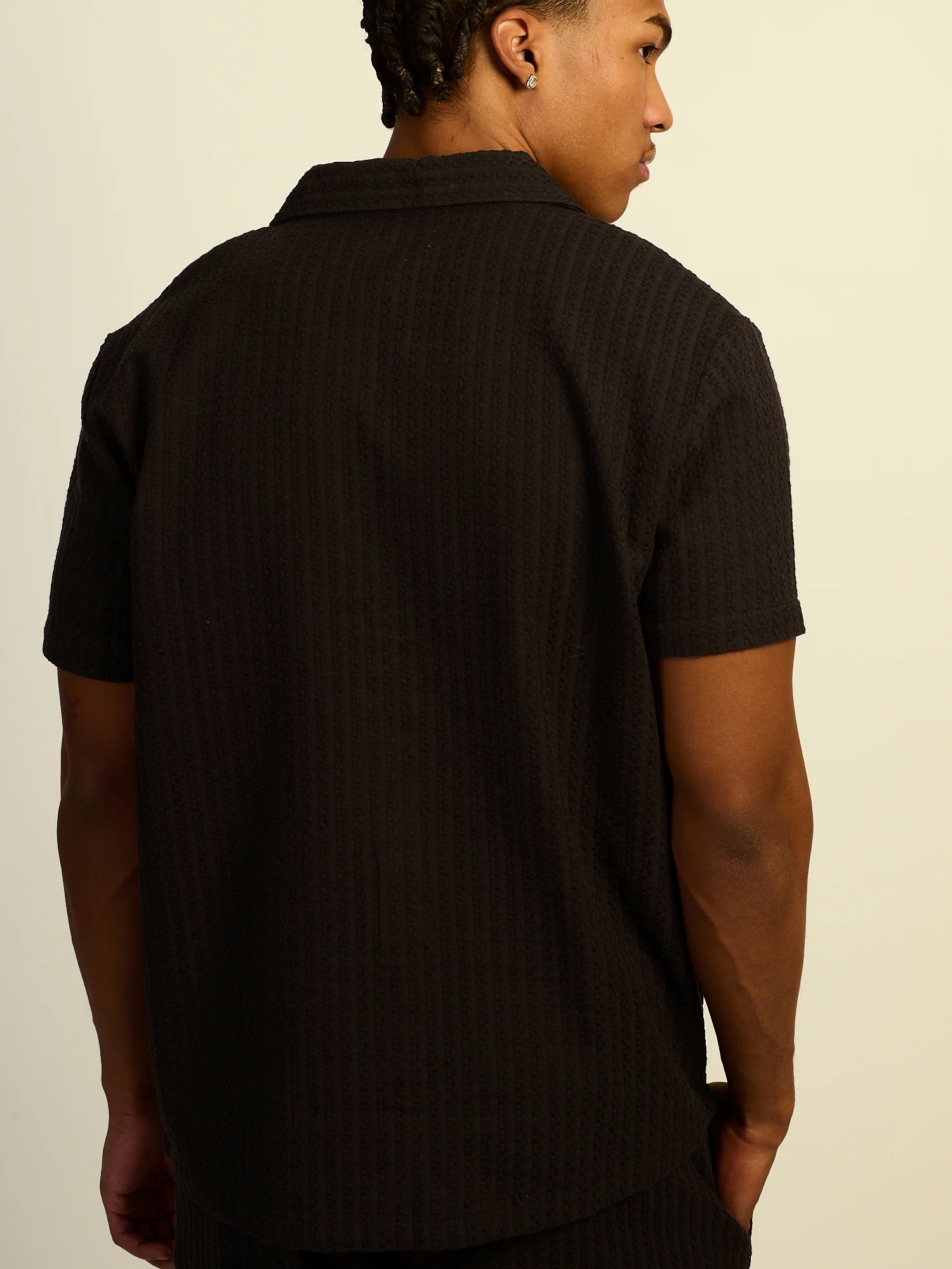 KOLBY RELAXED FIT WOVEN SHIRT - BLACK - Image 4
