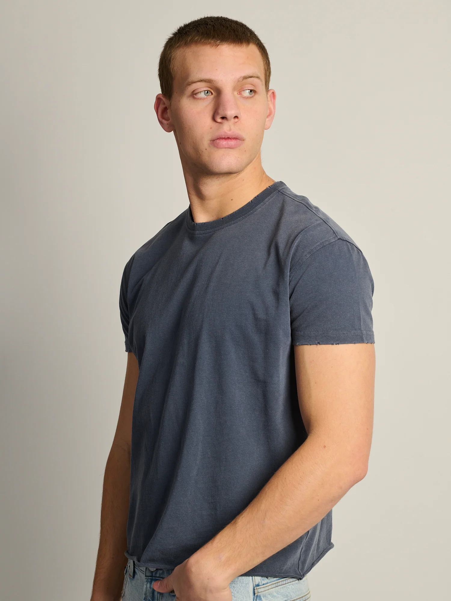 KOLBY SHORT CUT MUSCLE TEE - NAVY - Image 3