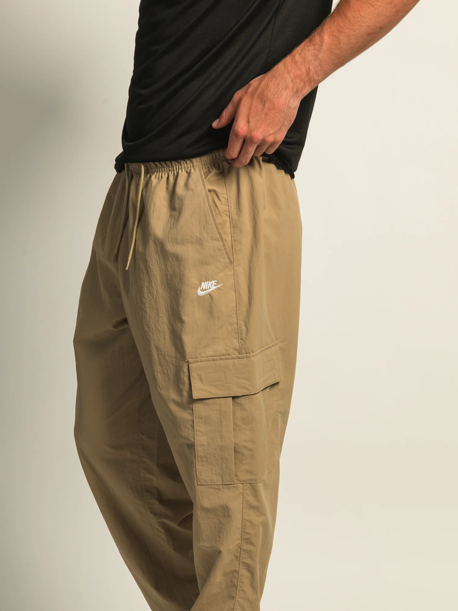 NIKE NYLON WOVEN CARGO PANT - Image 4