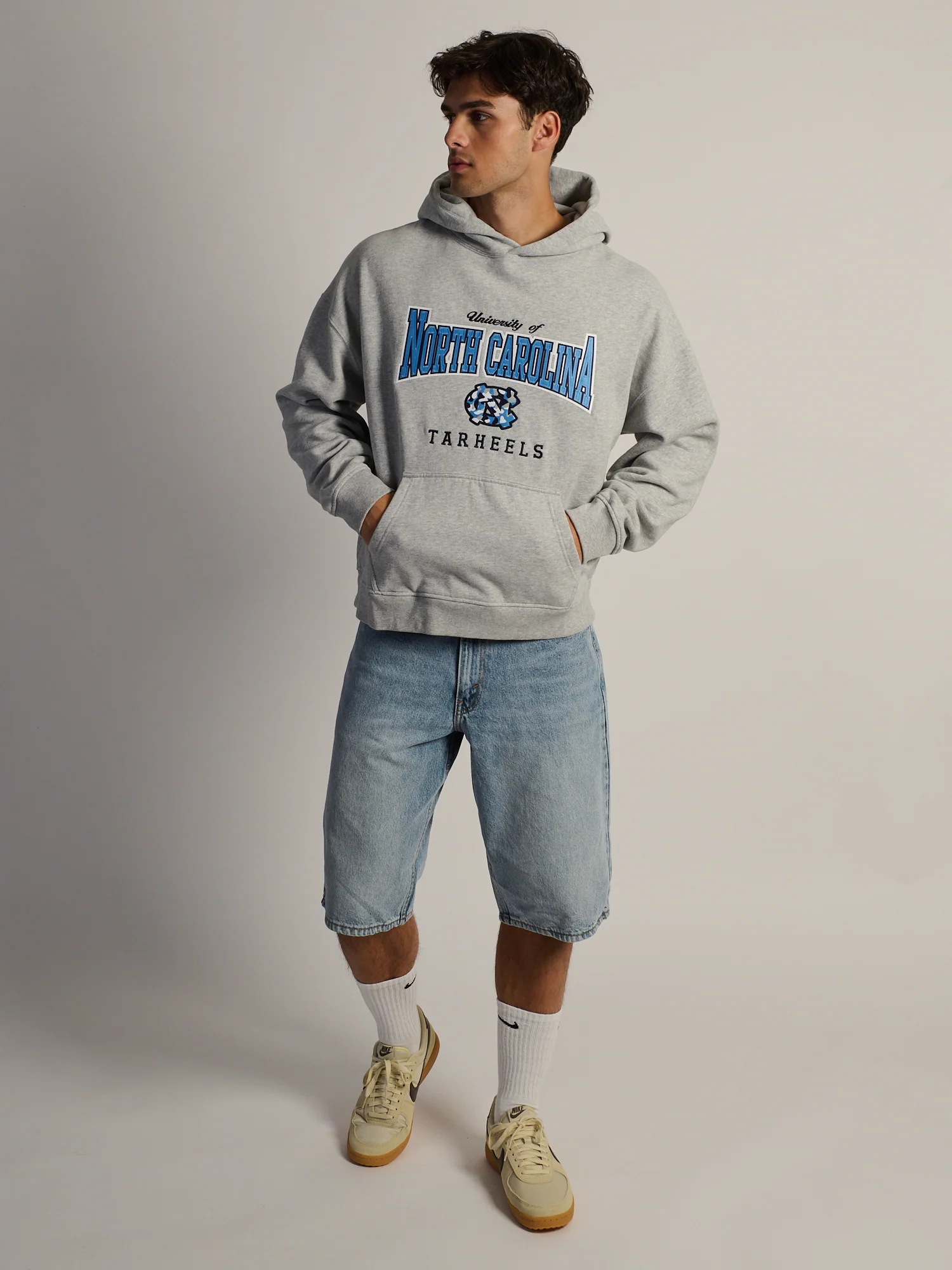 NORTH CAROLINA RELAXED CAMO LOGO HOODIE - Image 2