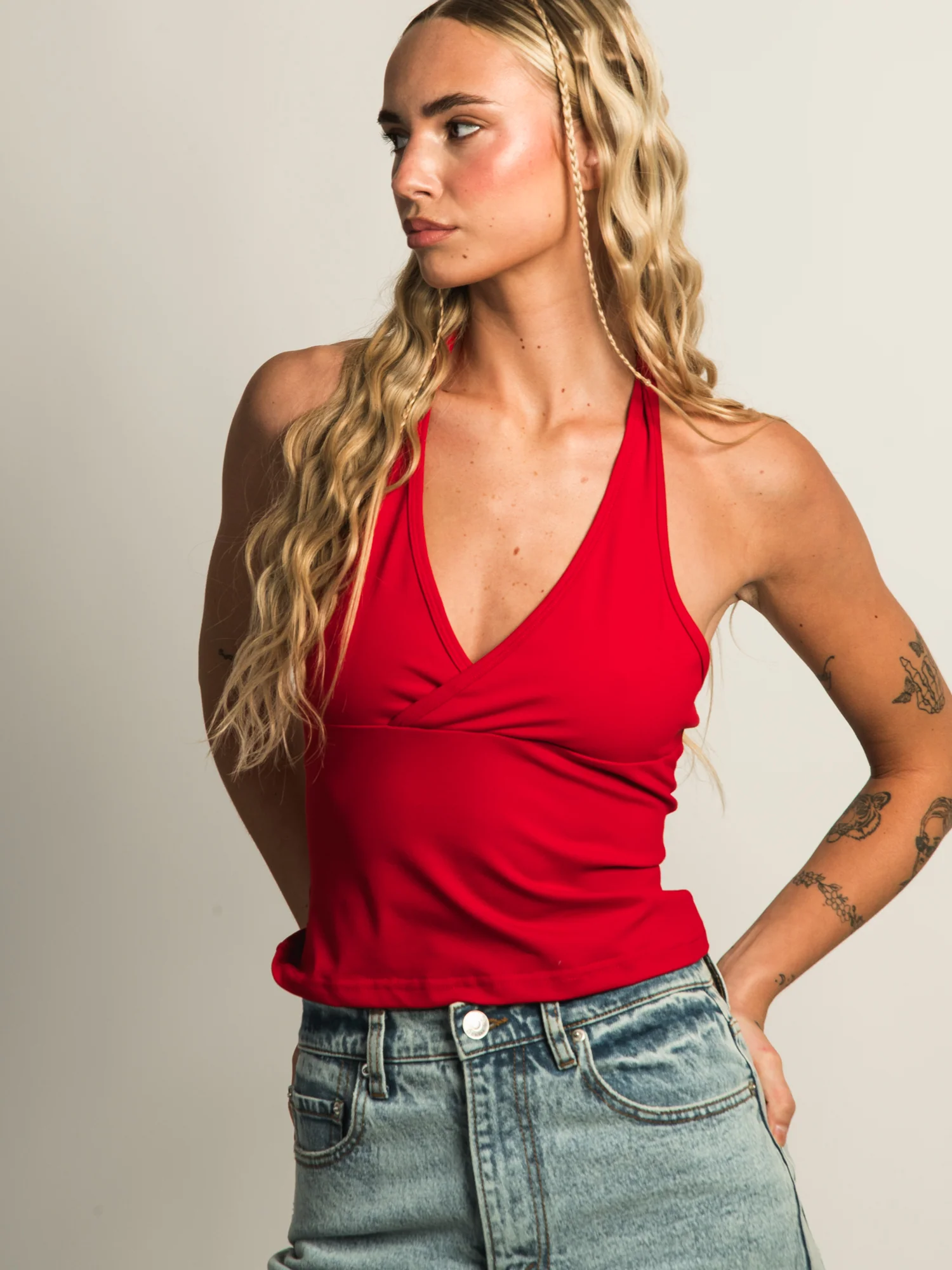 PRINCESS POLLY STAND BY HALTER TOP - RED - Image 2