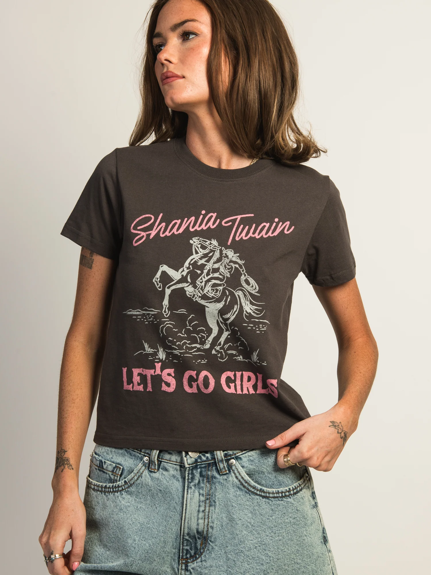 SHANIA TWAIN BOXY FIT TEE - Image 4