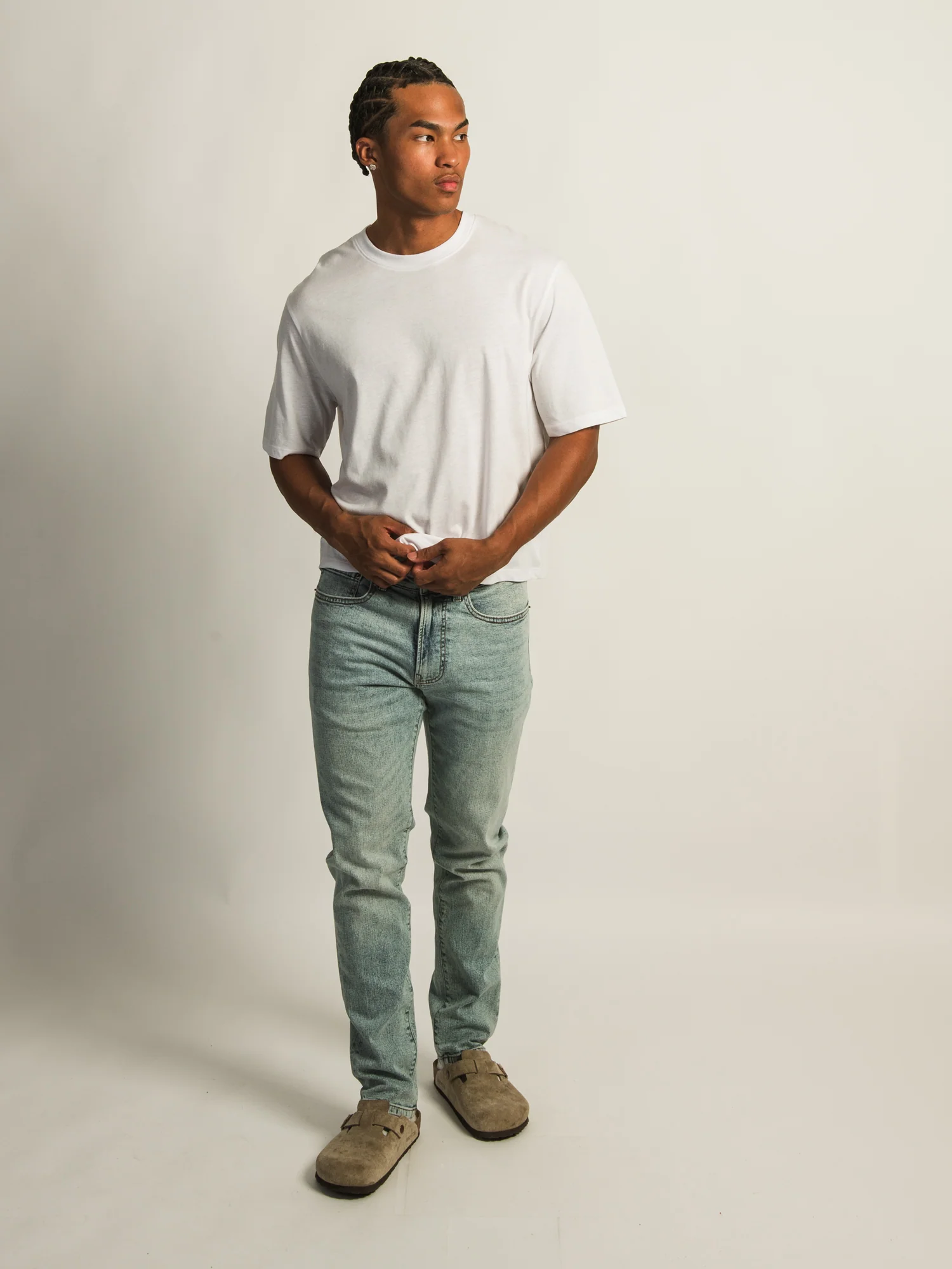TAINTED ATHLETIC FIT DENIM - LIGHT WASH DENIM - Image 2