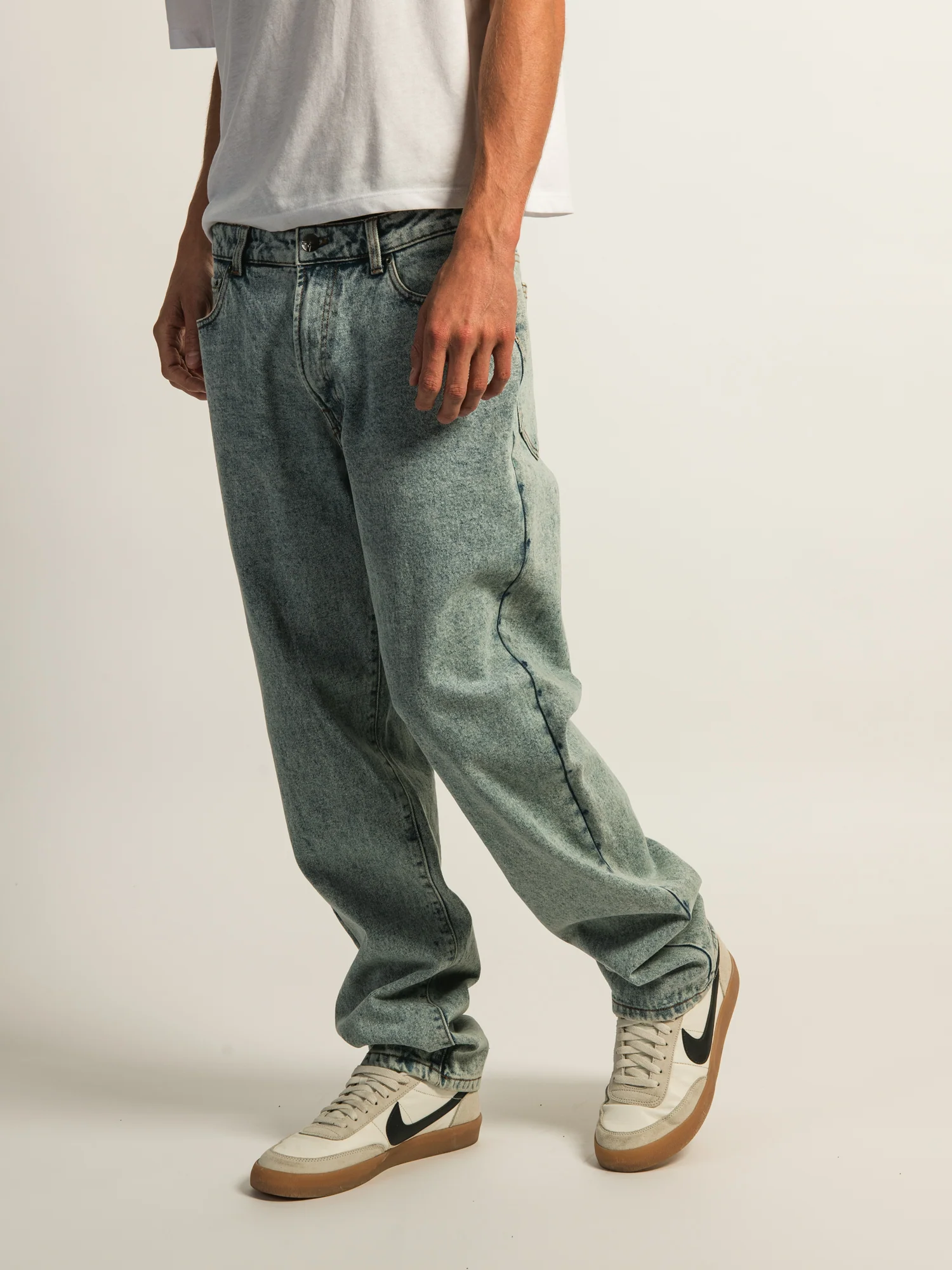 TAINTED LOOSE FIT DENIM - LIGHT WASH DENIM - Image 5
