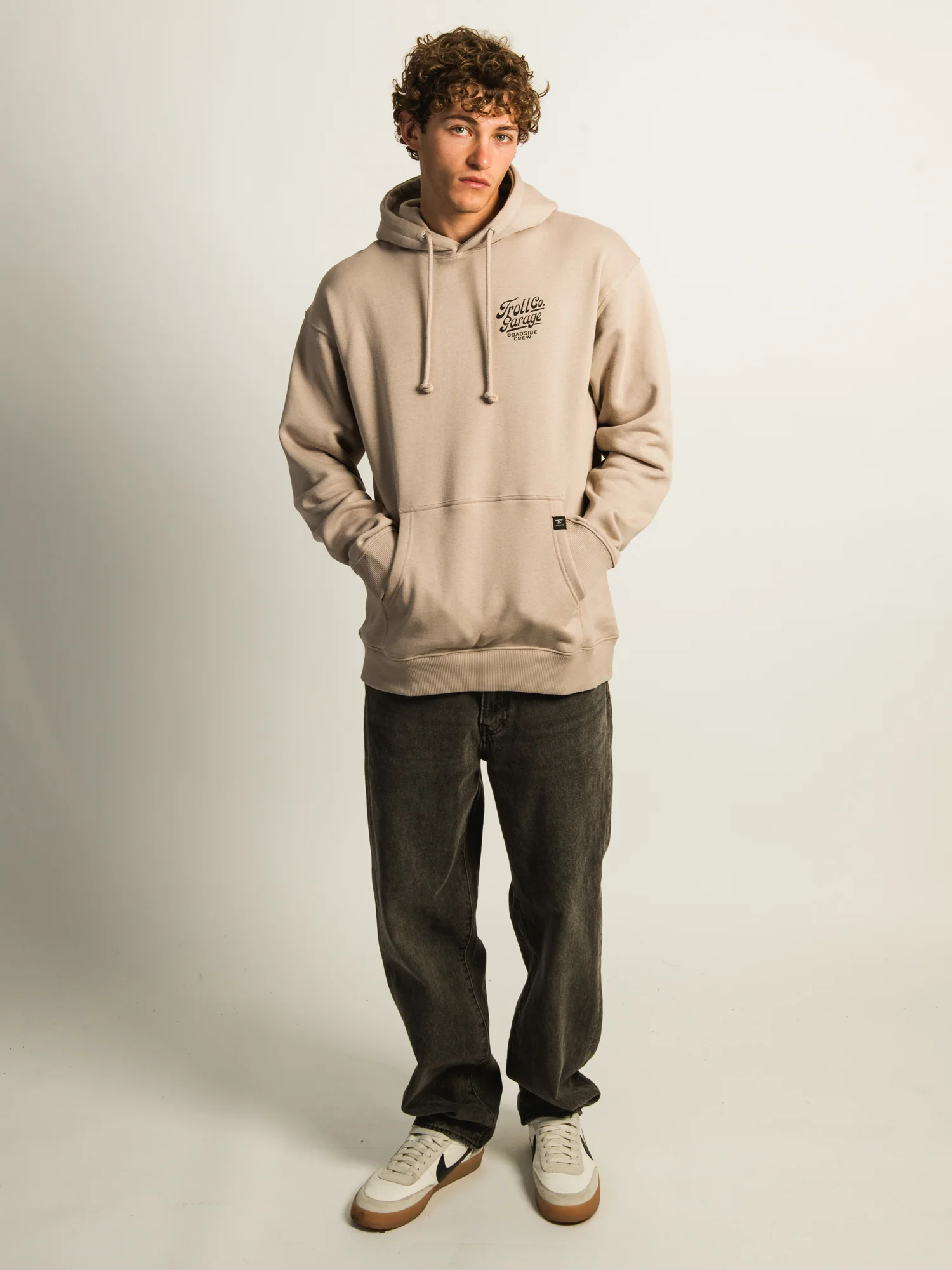 TROLL CO. ROADSIDE CREW PULL OVER HOODIE - Image 4