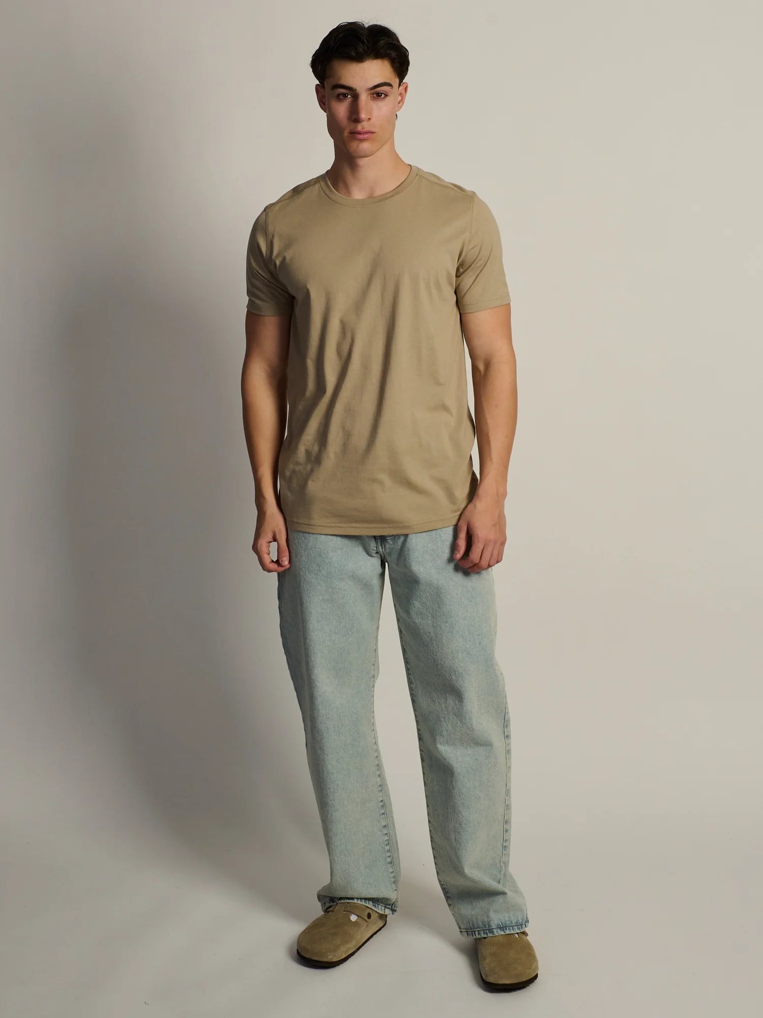 VICTOR CREWNECK TEE - TAUPE - Image 2