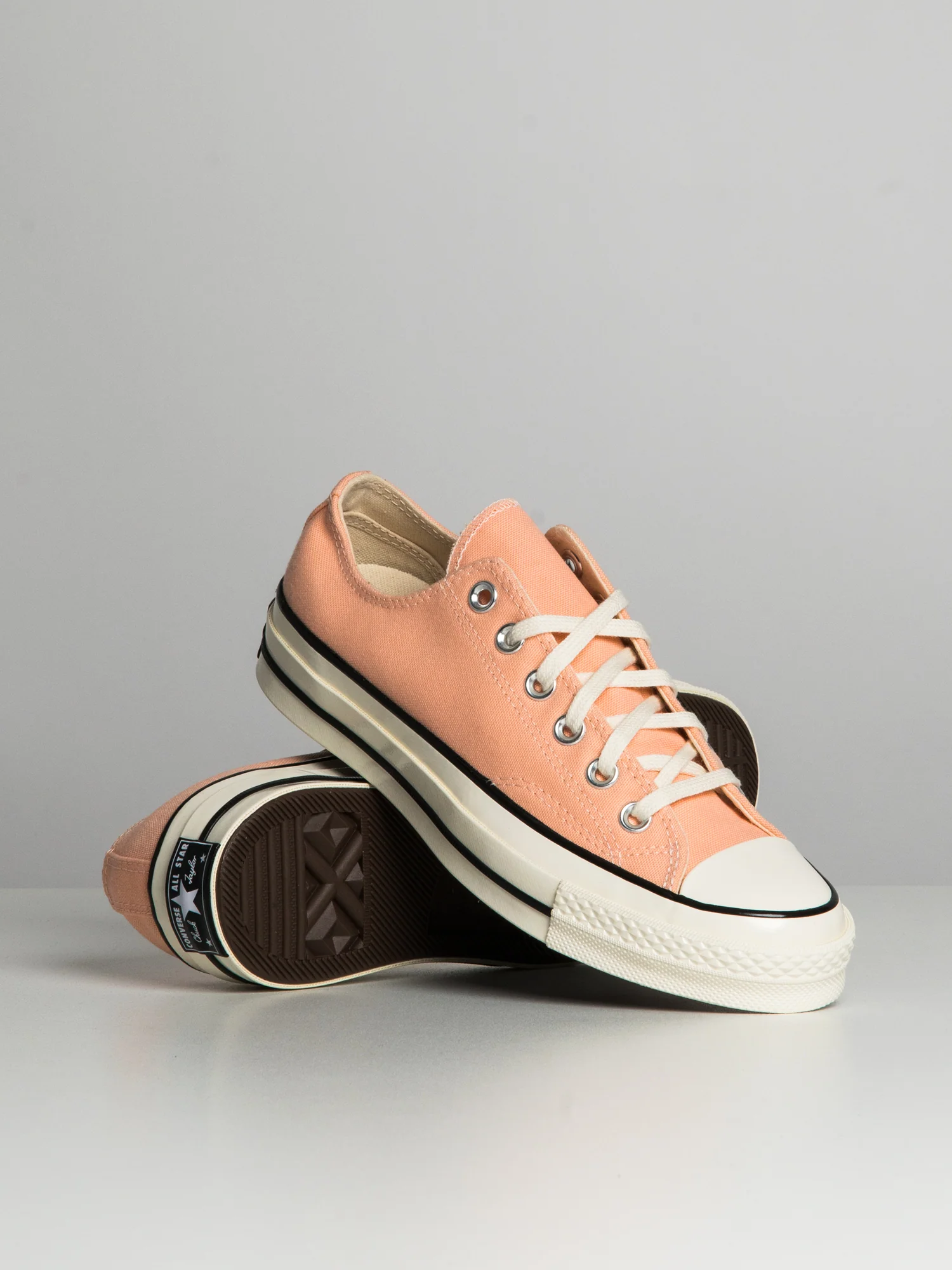 WOMENS CONVERSE CHUCK 70 OX - CLEARANCE - Image 2