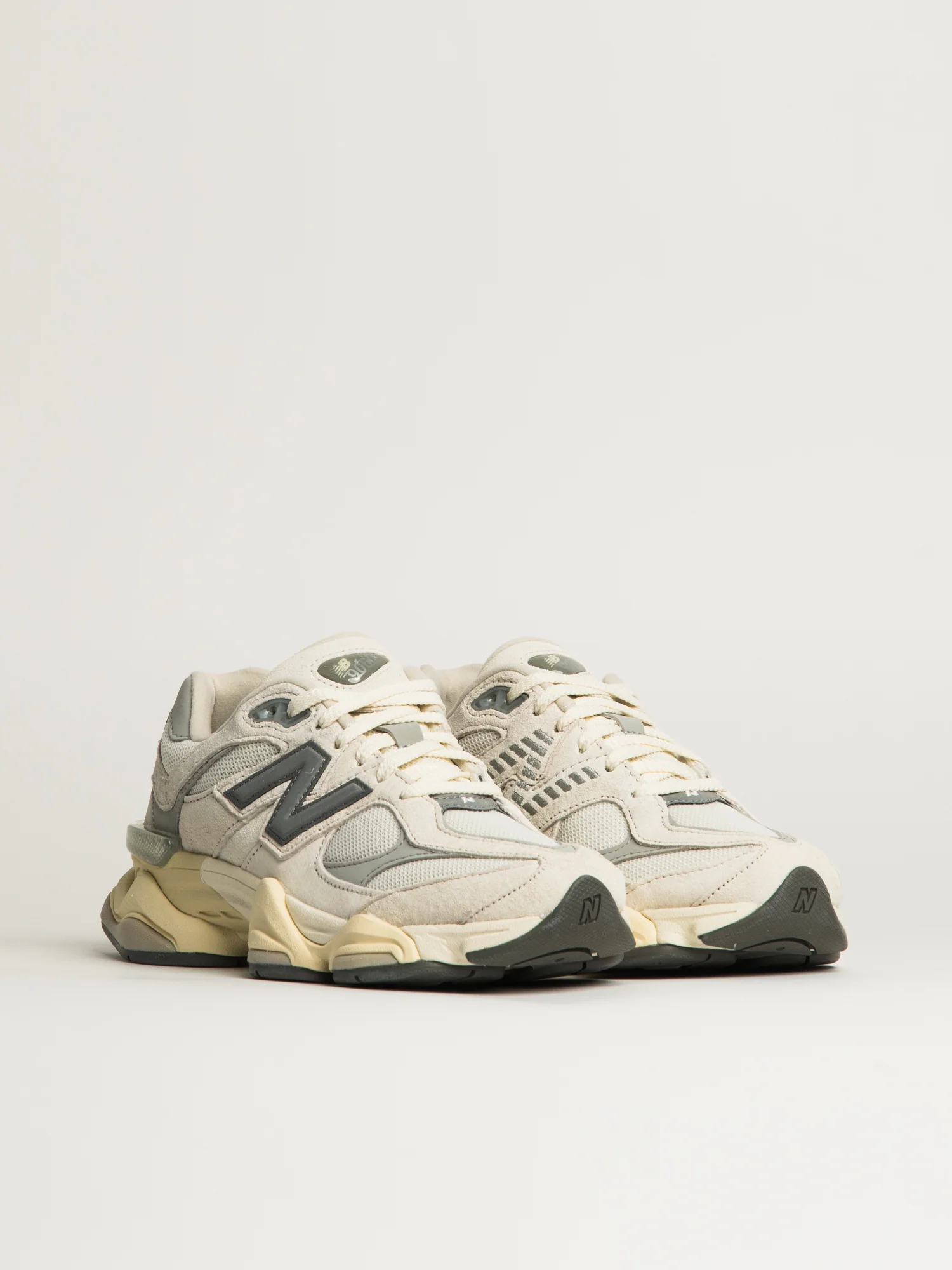 WOMENS NEW BALANCE THE 9060 SNEAKER - WHITE - Image 2